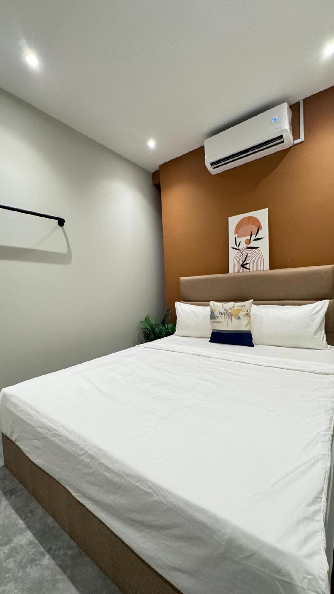 Swing & Pillows - Lebuh Victoria, Penang George Town Exterior photo